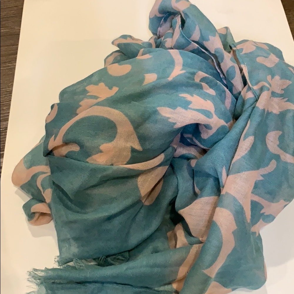 Scarf
